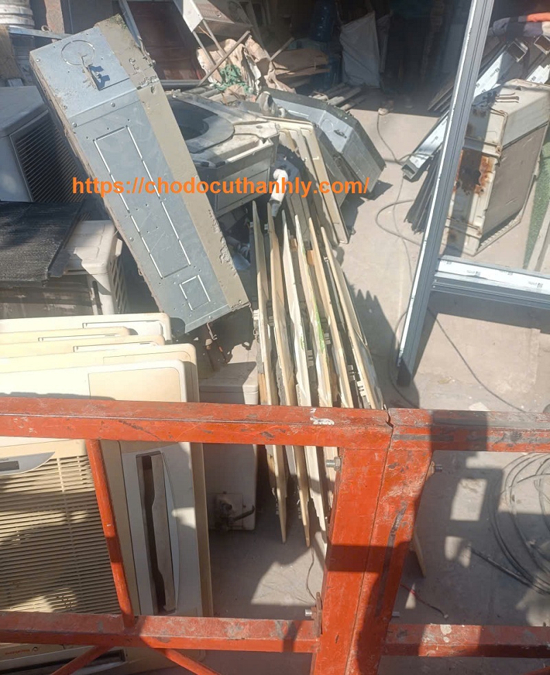 thu-mua-phe-lieu-cau-giay