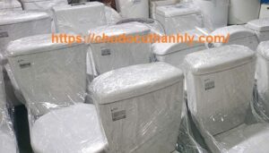 thu-mua-hang-trung-bay-thiet-bi-ve-sinh